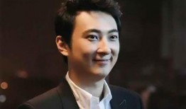 肖战娱乐圈名场面吃瓜