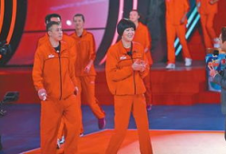 行走表情包郎平