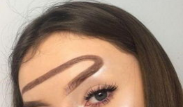 粉色眉毛网红,网红界的独特魅力